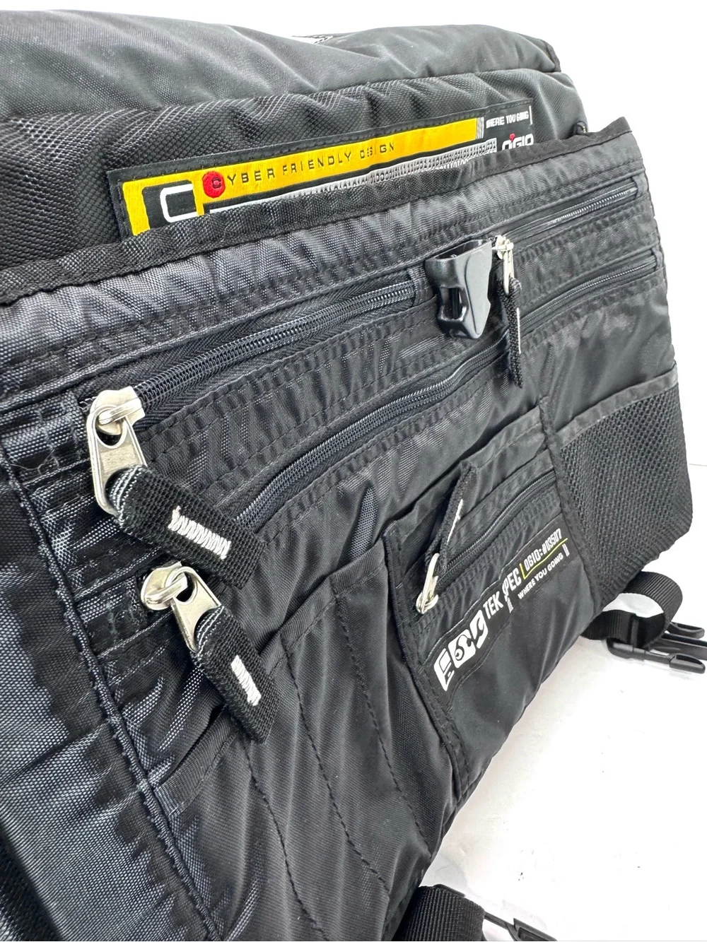 OGIO 03507 Classification Messenger Laptop Bag Black TEK SPEC Fits 17” No Strap